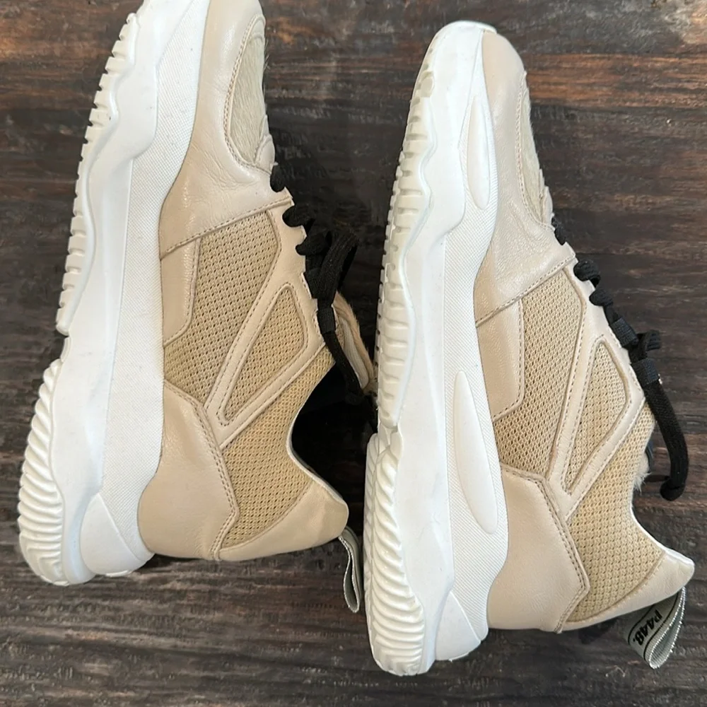 P448 Luke River sneaker